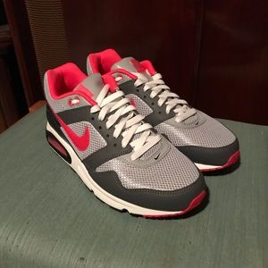 Women’s Nike Airmax